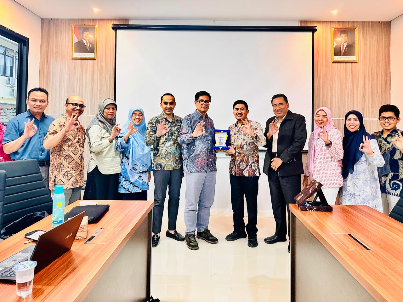 UNHM Jalin Kerja Sama Strategis dengan Unsoed untuk Peningkatan SDM dan Penguatan Kelembagaan Prodi Farmasi